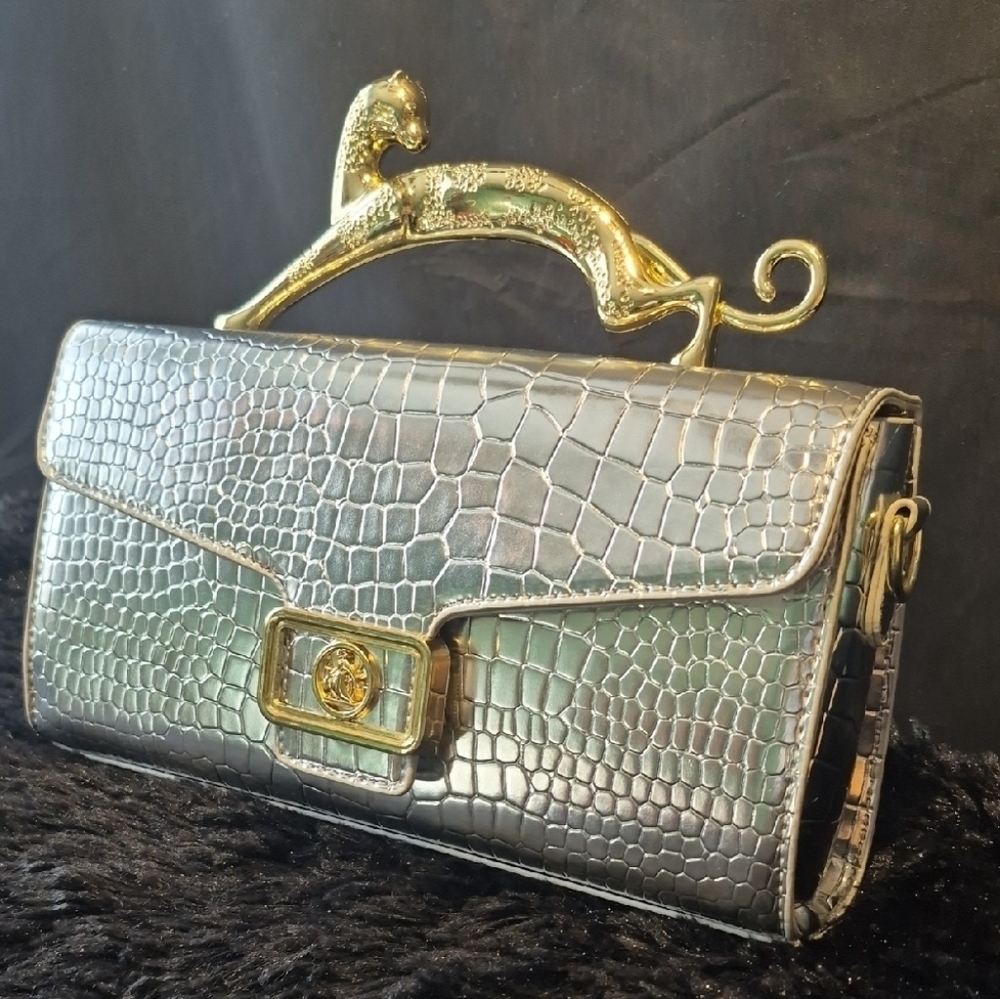 Chic Silver Crocodile Embossed Clutch with Gold Leopard Handle - Picture 6 of 17